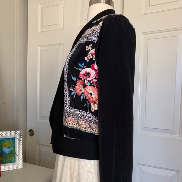 🍓NWT IZ Byer Beautiful Floral Jacket - Picture 8 of 16